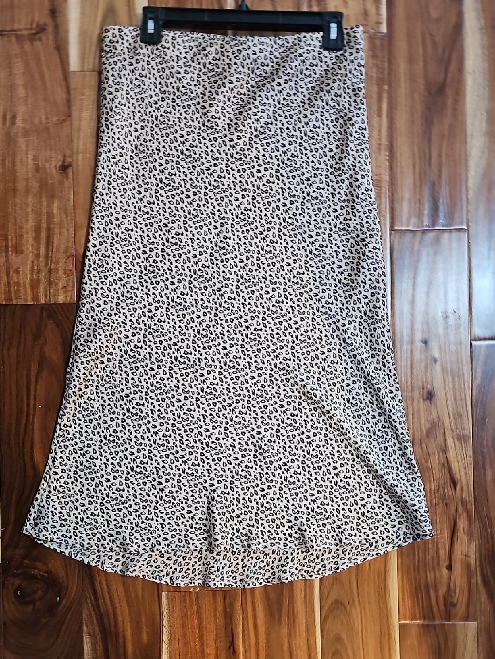 Leith Beige and Black Leopard-Print Midi Skirt